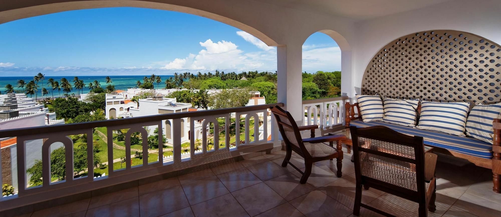 Lantana Galu Beach Diani Beach Zewnętrze zdjęcie