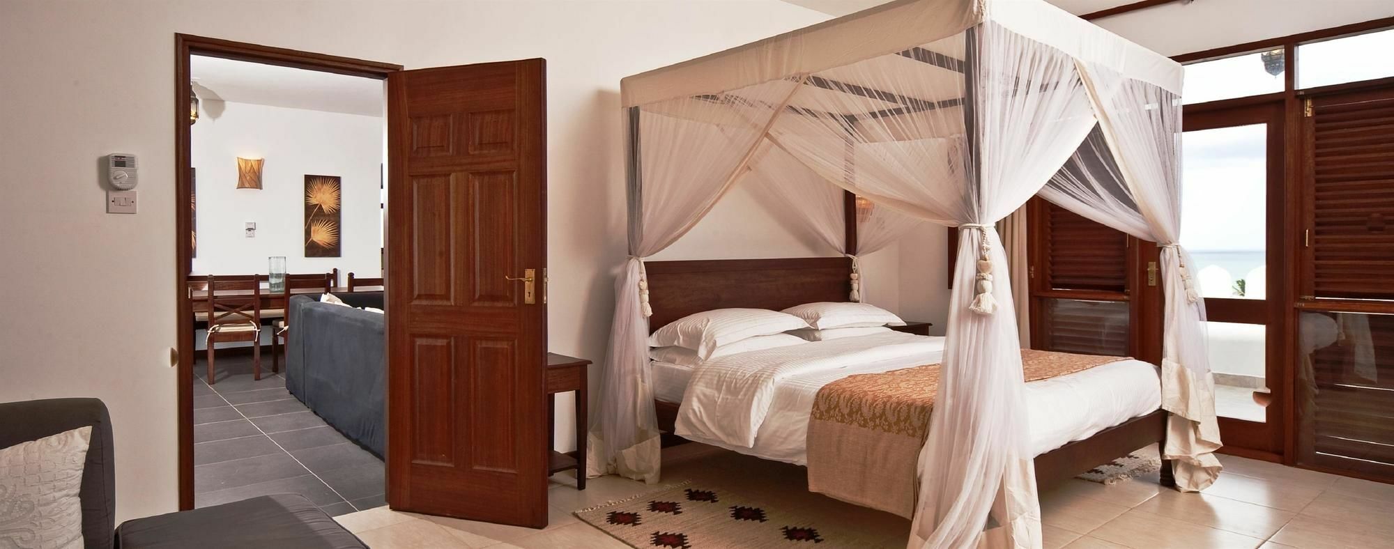 Lantana Galu Beach Diani Beach Zewnętrze zdjęcie